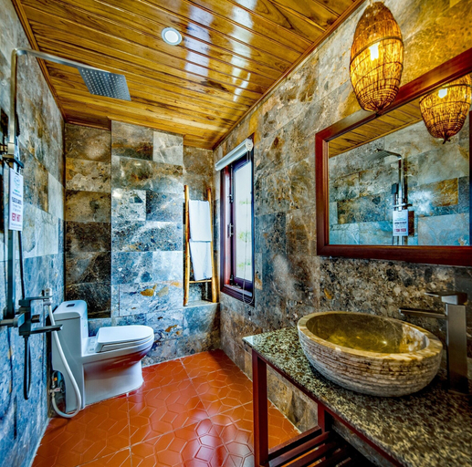 Bathroom 4, An Bang Morning Glory Beach Homestay, Da Nang