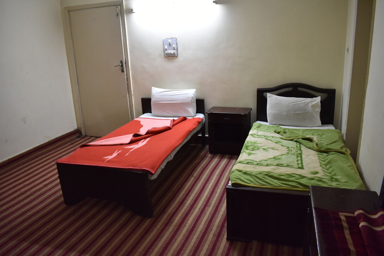Bedroom 3, Grand Inn Guest House, Islamabad