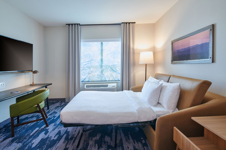 Bedroom 3, Fairfield Inn & Suites by Marriott Chicago O'Hare, Cook
