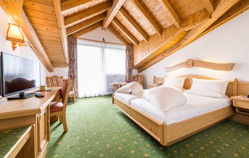 Bedroom 3, Moserhof, Reutte