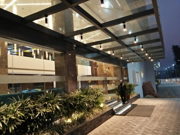 Exterior & Views 2, Hotel Saffron Crest, Jalpaiguri
