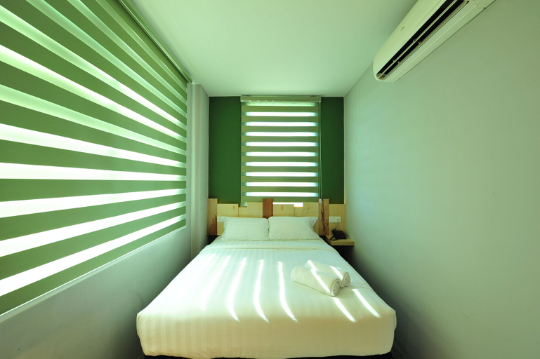 Bedroom 2, Finess Basic Hotel, Malacca City