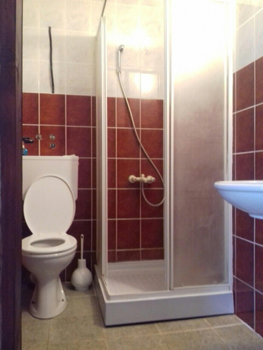 Bathroom 3, Anel Plus Apartments