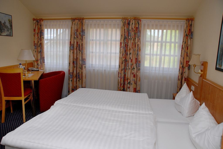 Bedroom 5, Hotel Alte Schule, Schaumburg