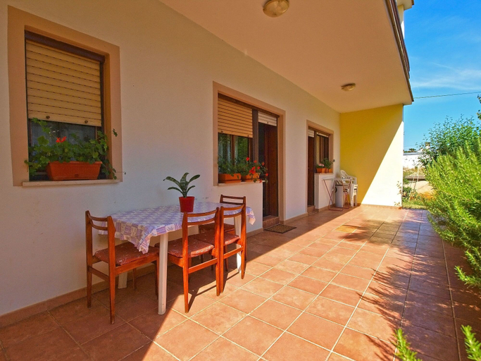 Others 5, Apartment Desanka 668, Medulin