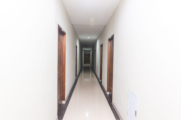 Others 5, Capital O 1867 Kara Guest House, Batam