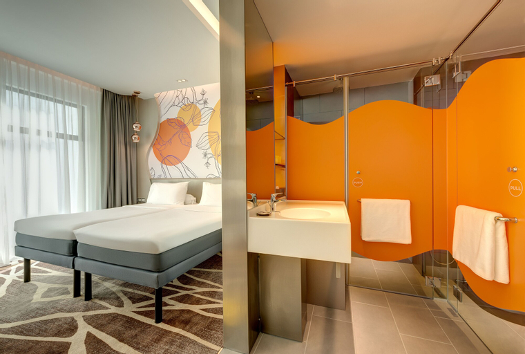 Bedroom 23