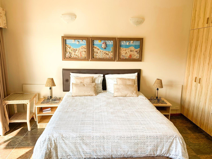 Bedroom 3, Marina Martinique B and B, Cacadu