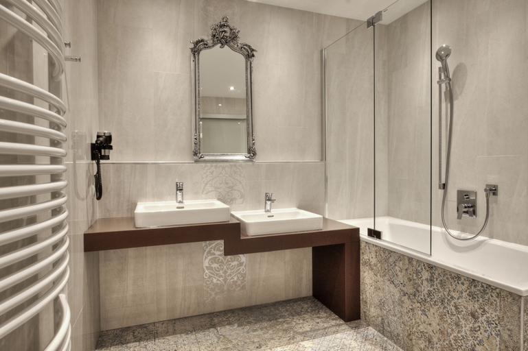 Bathroom 4, Hotel Sommerhof, Gmunden