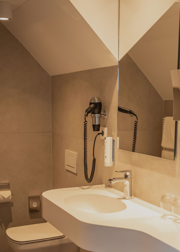 Bedroom 4, Dom Hotel Limburg, Limburg-Weilburg