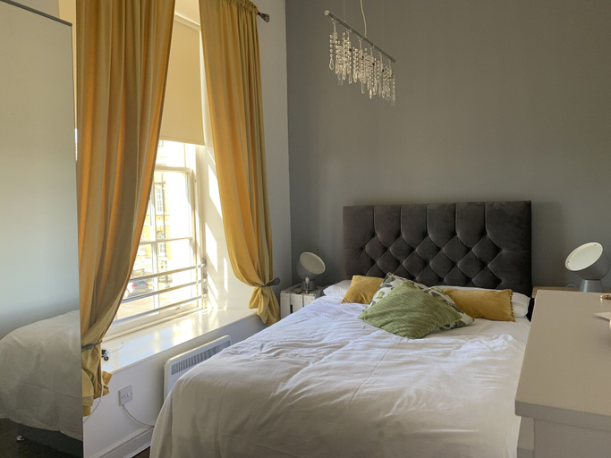 Bedroom 2, Ayr Holiday Apartment, South Ayrshire