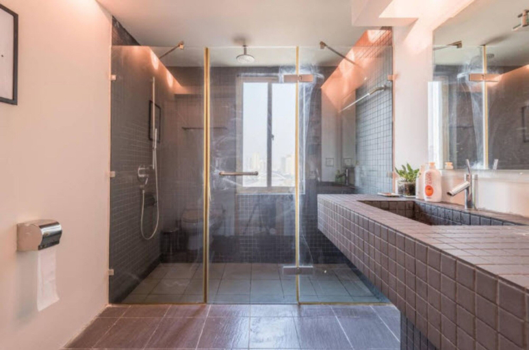 Bathroom, Ri Yue Xing Cheng Apartment 19, Ningbo