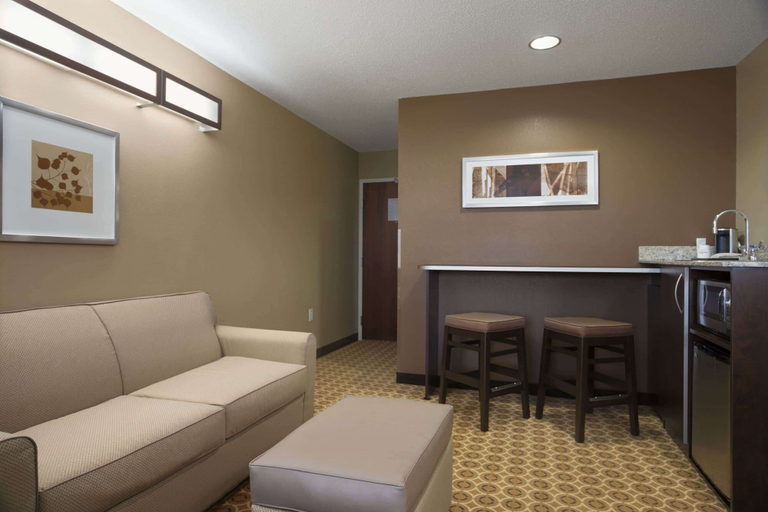 Others 5, Sonesta Essential Fairmont, Marion