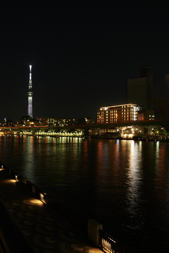 Exterior & Views 24