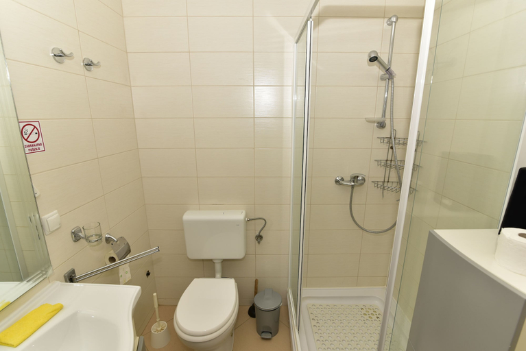 Bathroom 3, Apartment Gloria, Dobrinj