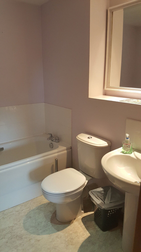 Bathroom 3, Coldham Cottages, Bedfordshire