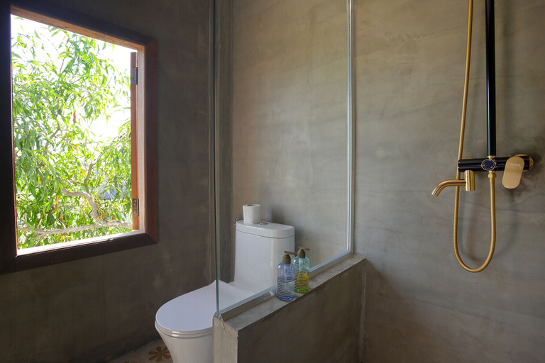 Bathroom 3, Dontrei Villa Angkor, Siem Reap