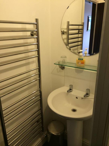 Bathroom 3, Stone Cottage, Northumberland