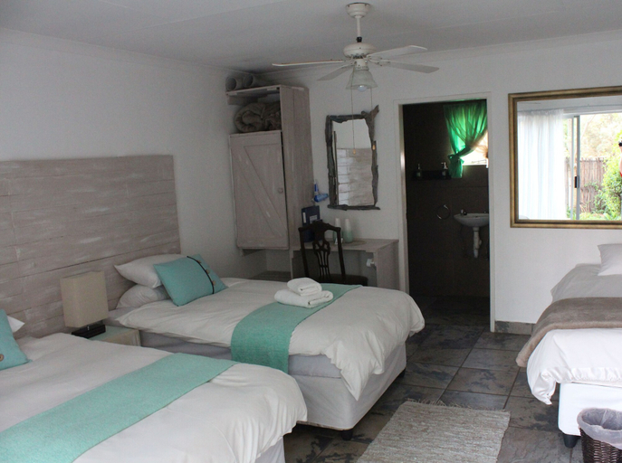 Bedroom 2, Ukarimu Guest House, Dr Kenneth Kaunda