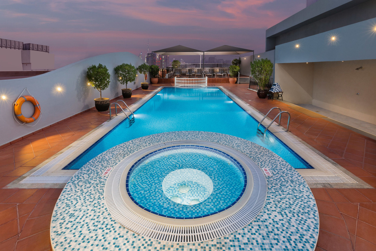 Sport & Beauty, Savoy Crest, Dubai