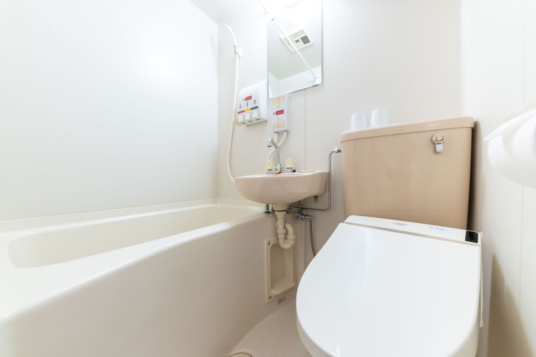Bathroom 4, Hotel Art Inn Namba, Osaka