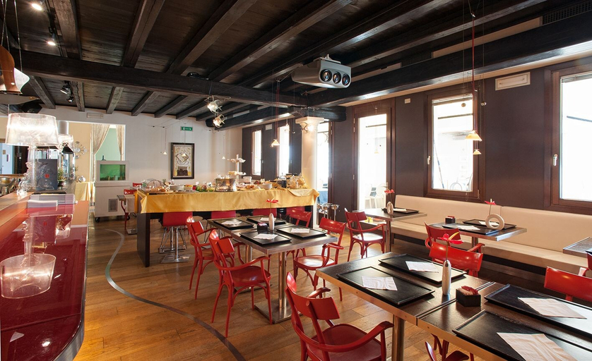 Food & Drinks 5, Hotel Il Cecchini, Pordenone