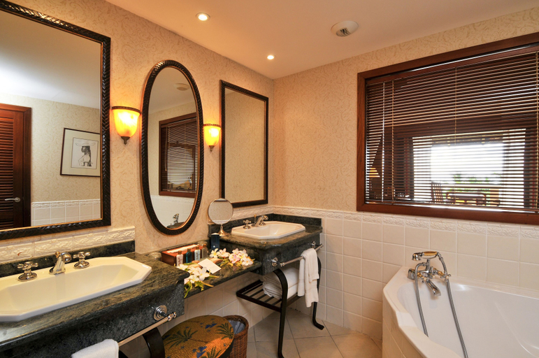 Bathroom 4, InterContinental Resort Tahiti by IHG
