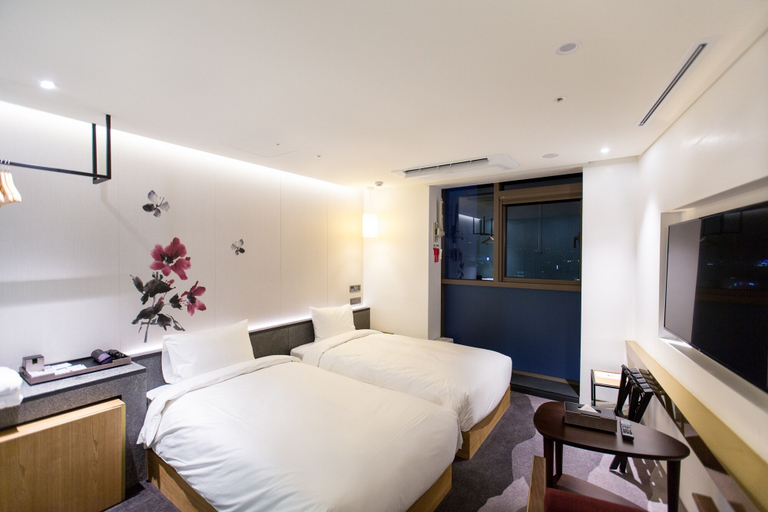 Bedroom 3, Stayrak Hotel, Jung