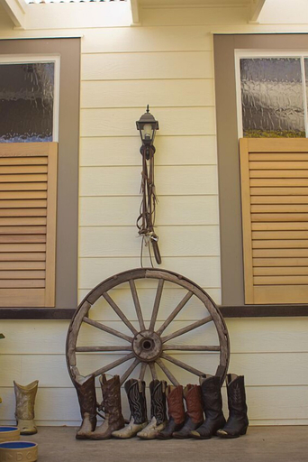 Others 5, Cambridge Coach House, Waipa