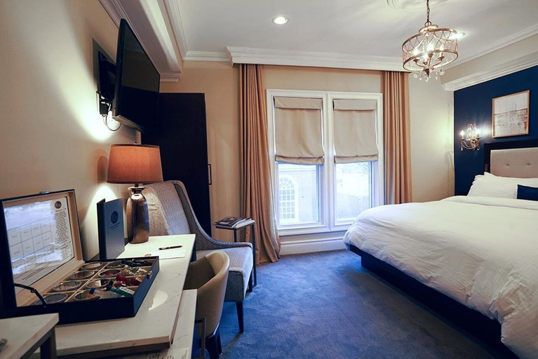 Bedroom 3, The Peacock Inn, an Ascend Collection Hotel, Mercer