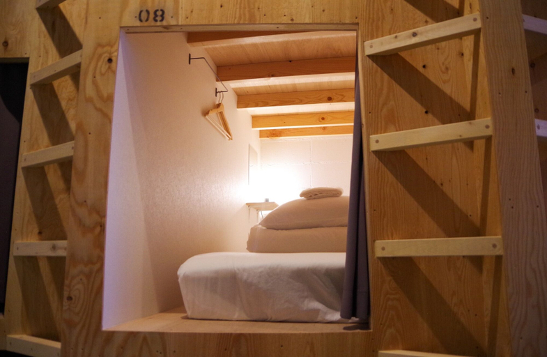 Bedroom 3, Travelers' house ROOTs - Hostel, Takaoka