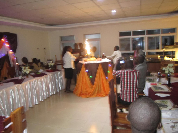 Food & Drinks 3, Wagga Resort Hotel, Mbarara