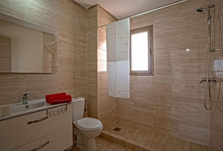 Bathroom 3, Privilege House, Marrakech