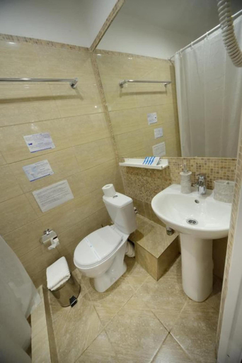 Bathroom 3, City Comfort Hotel on Arbatskaya, Central