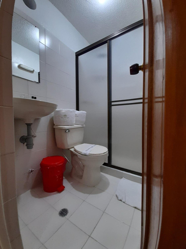 Bathroom 3, Hotel Valle de Pubenza, Popayán