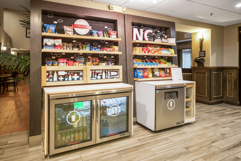 Food & Drinks 5, Hampton Inn by Hilton Wilson, Wilson