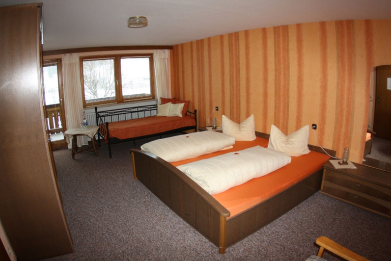 Bedroom 2, Landhotel Albrecht, Oberallgäu