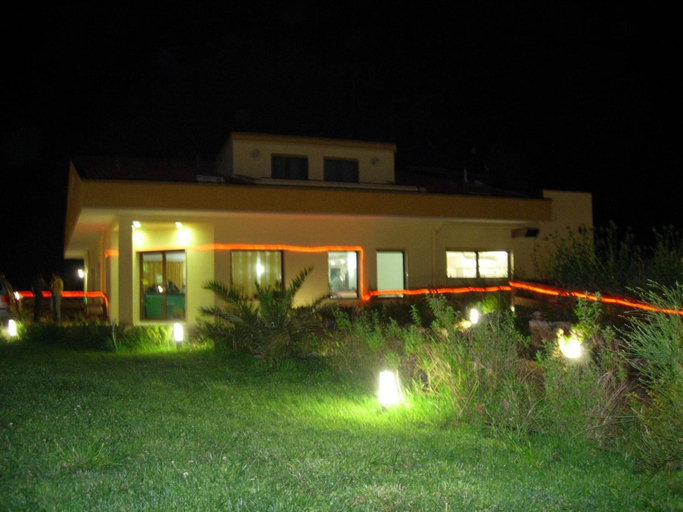 Exterior & Views 2, Agriturismo Terra dei Sassi, Matera