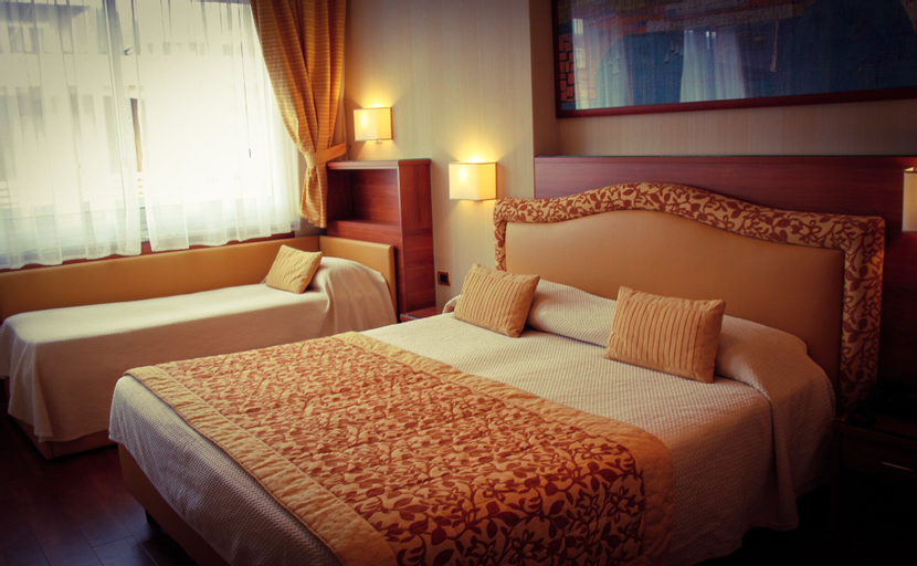 Bedroom 27