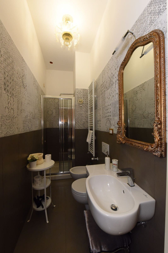 Bathroom 5, 40.17 San Marco, Venezia