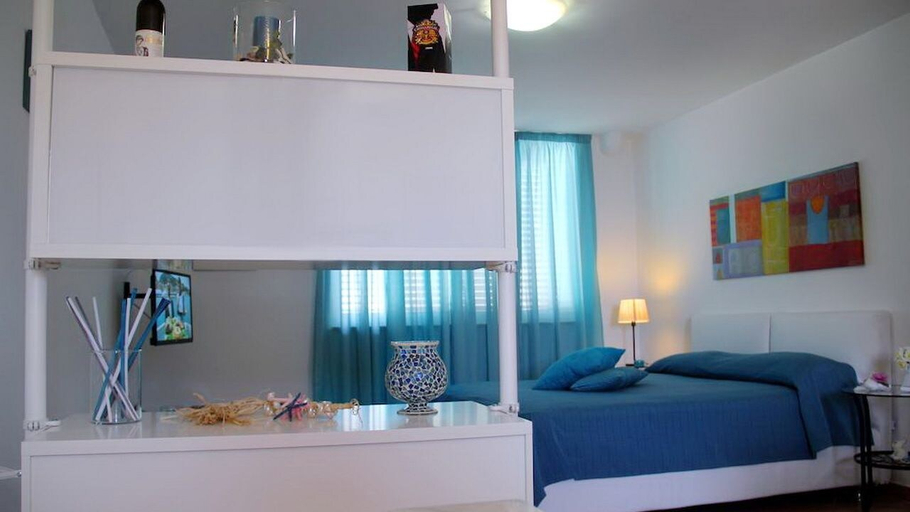 Bedroom 2, B&B Darsena, Napoli
