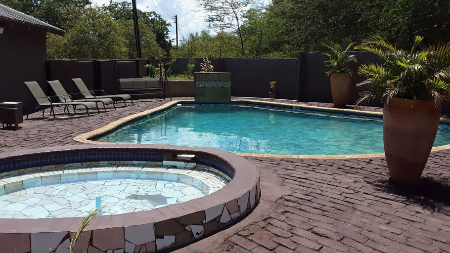 Sport & Beauty 5, Sweet Holiday Homes, Hwange