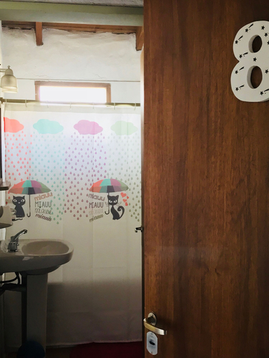 Bathroom 4, BLA Lodge, Lago Argentino