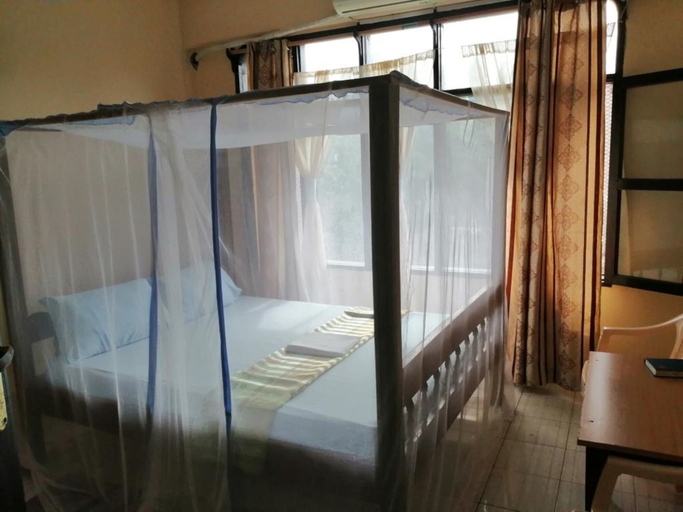 Bedroom 2, Diani Gift Guest House, Msambweni