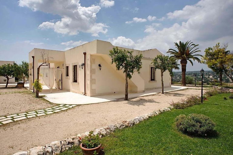 Exterior & Views 2, Villa Spiga, Syracuse