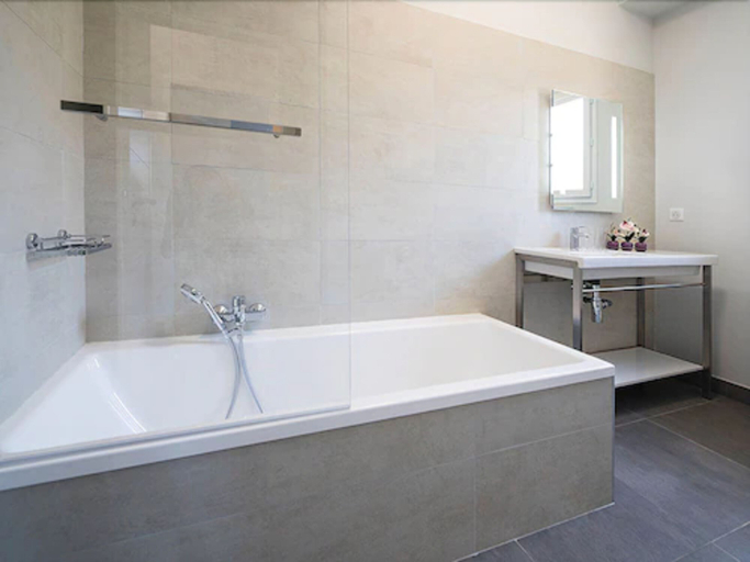 Bathroom 5, Residence Saletta Casale, Haute-Corse