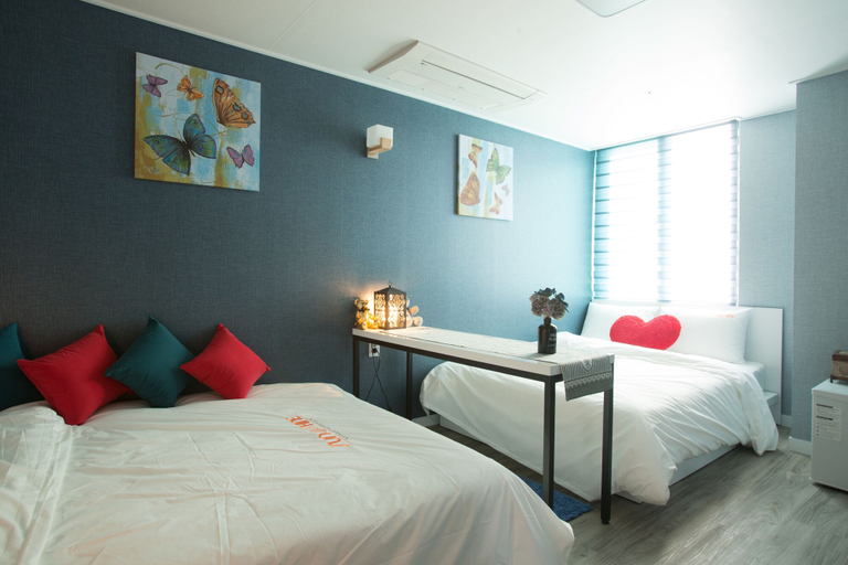 Bedroom 5, Myeongdong Sunshine Guesthouse, Jung