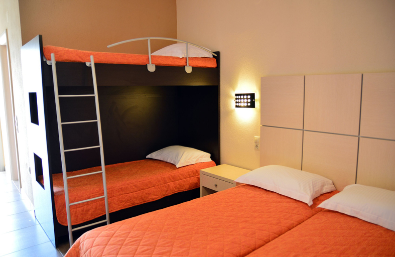 Bedroom 1, Alexander Inn, Central Macedonia