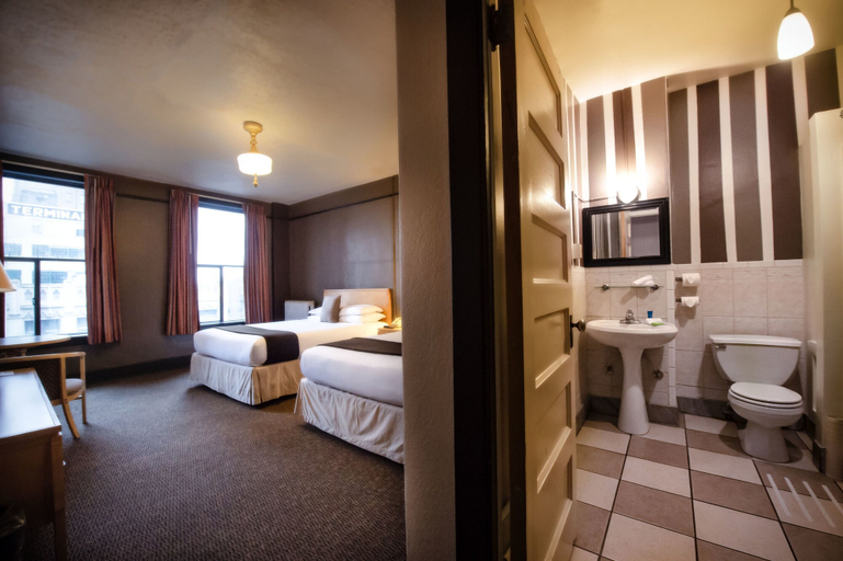 Bedroom 3, The Moore Hotel, Seattle