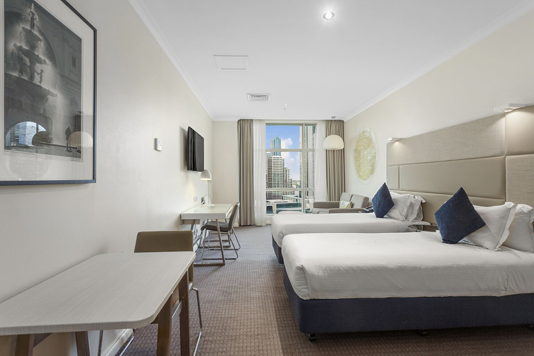 Bedroom 3, Clarion Suites Gateway, Melbourne